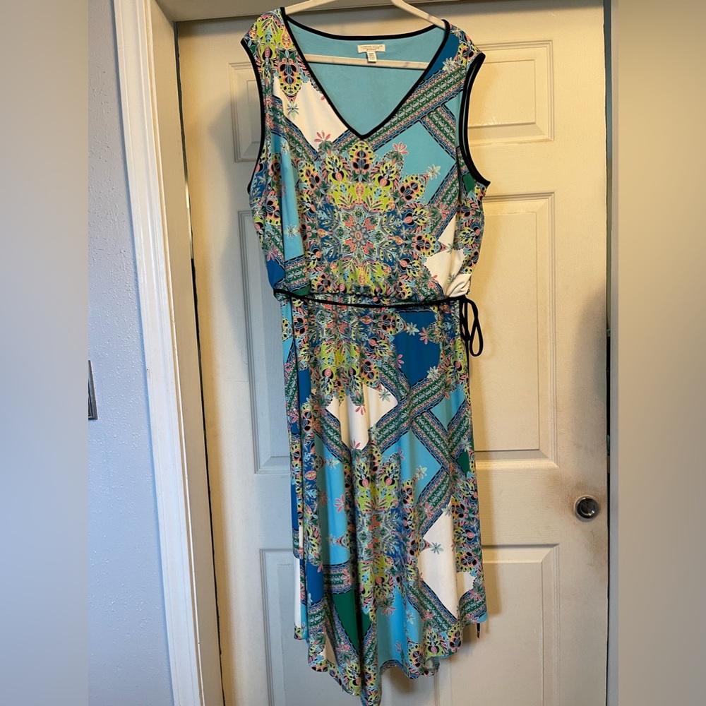 MIDI handkerchief hem dress 22w